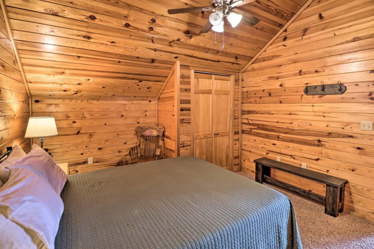 Вілла Piney Bluff Retreat With Mountain Views! Екстер'єр фото